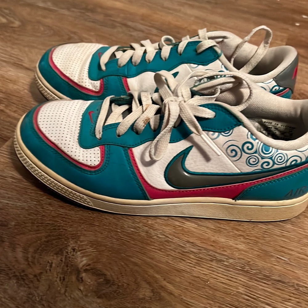 Nike Air Size 8